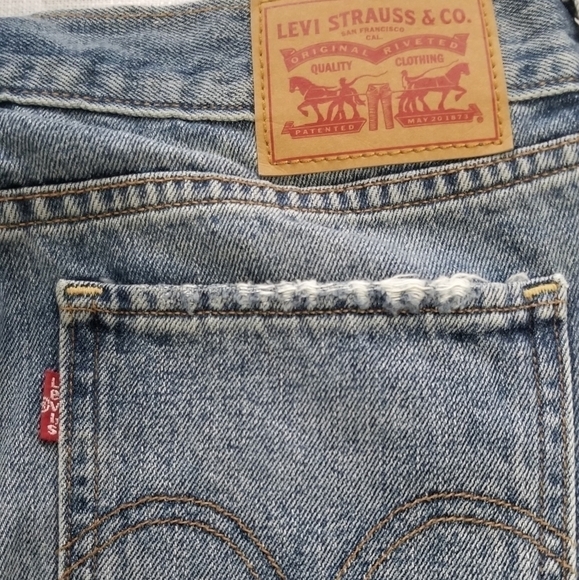 LEVIS WOMEN MINI DENIM SKIRT SIZE 25 - Picture 3 of 10